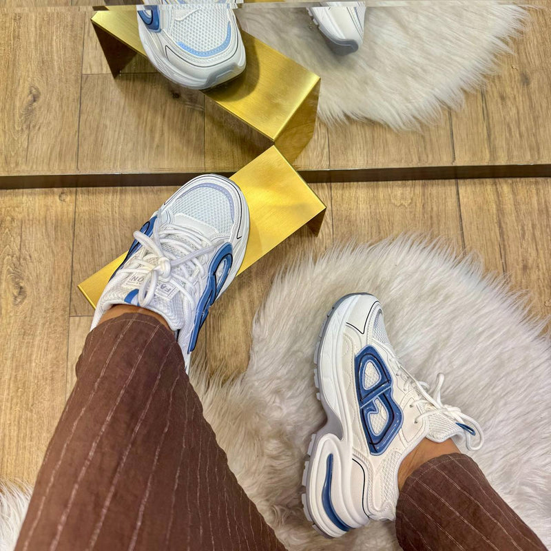 Baskets à semelles épaisses à lacets