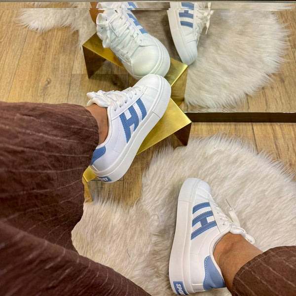 Baskets à semelles épaisses à lacets