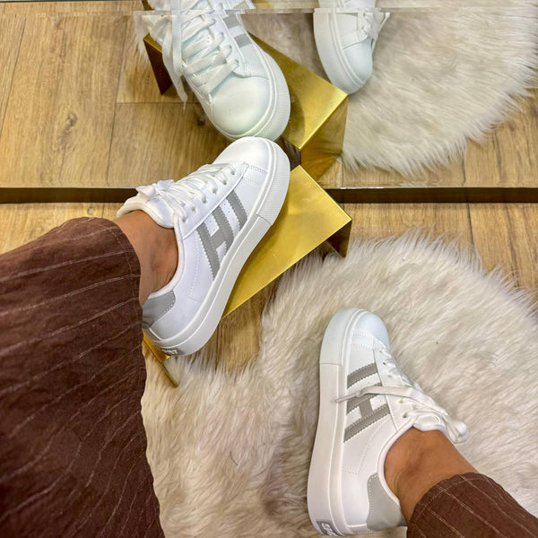 Baskets à semelles épaisses à lacets