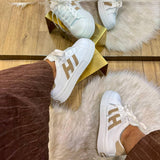 Baskets à semelles épaisses à lacets